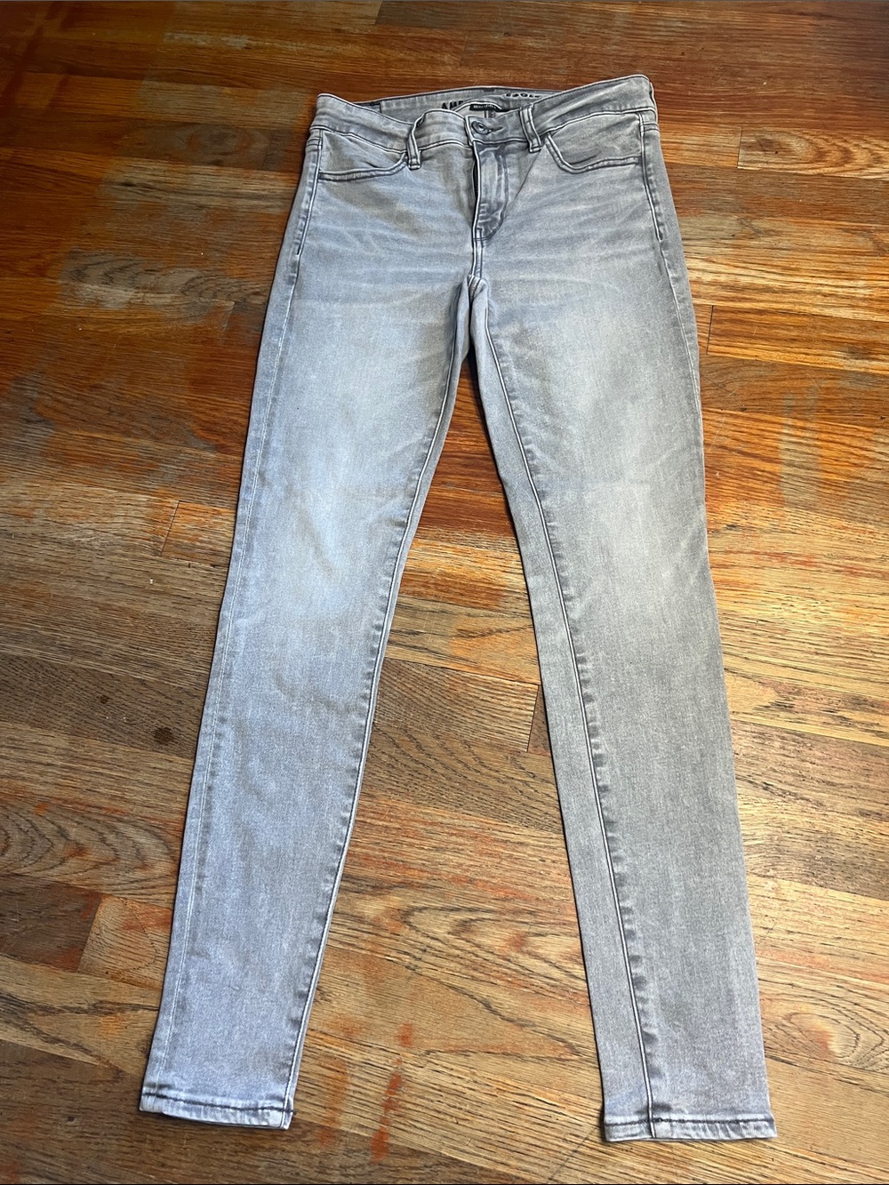 American Eagle Outfitters Light Grey Skinny Jeans